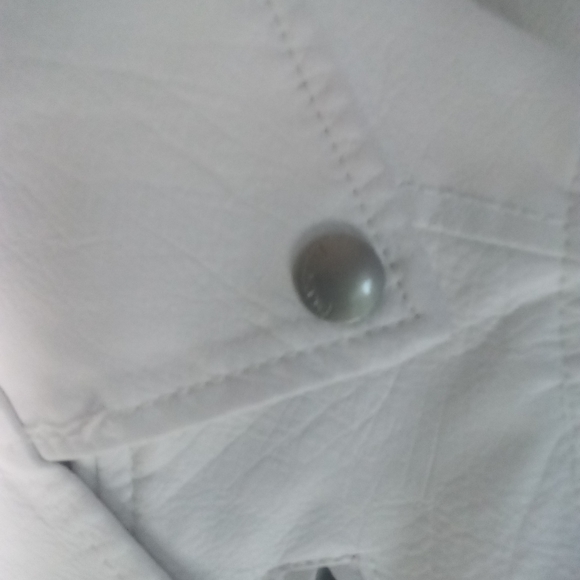 Blank NYC White Faux Leather Biker Jacket Size M EUC - Picture 7 of 8